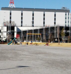 新都心さくら広場遊具