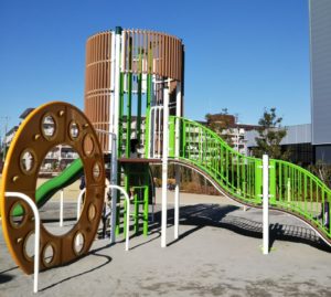 さいたま新都心公園　遊具1