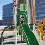 新都心公園すべり台