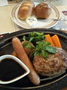 サイボク特製ハンバーグ